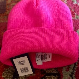 Pretty pink Crown and Ivy beanie